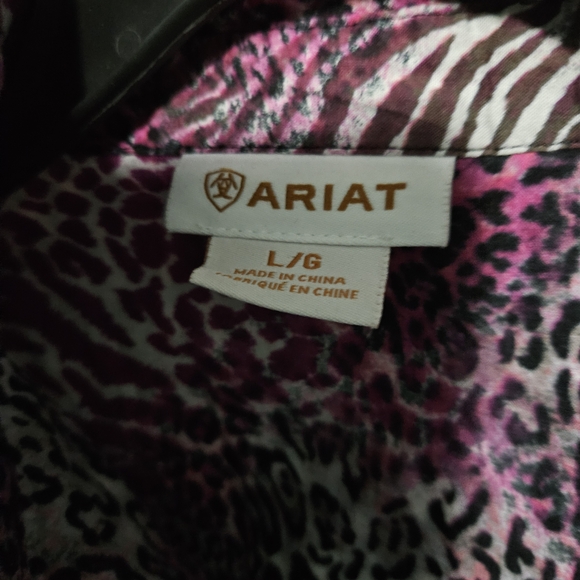 Ariat Women's Pink and Black Animal Print Button Down Shirt - Picture 2 of 2
